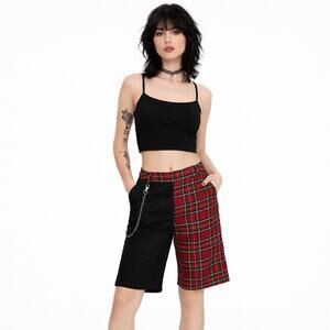 NWT Hot Topic Split Tartan Plaid and Black Bermuda Shorts M